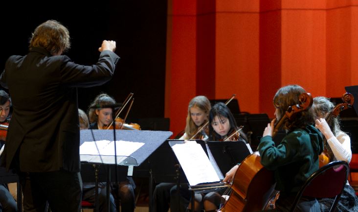 Séance scolaire n°18 "Orchestres en fête" vendredi 11 juin 2027 à 14h30